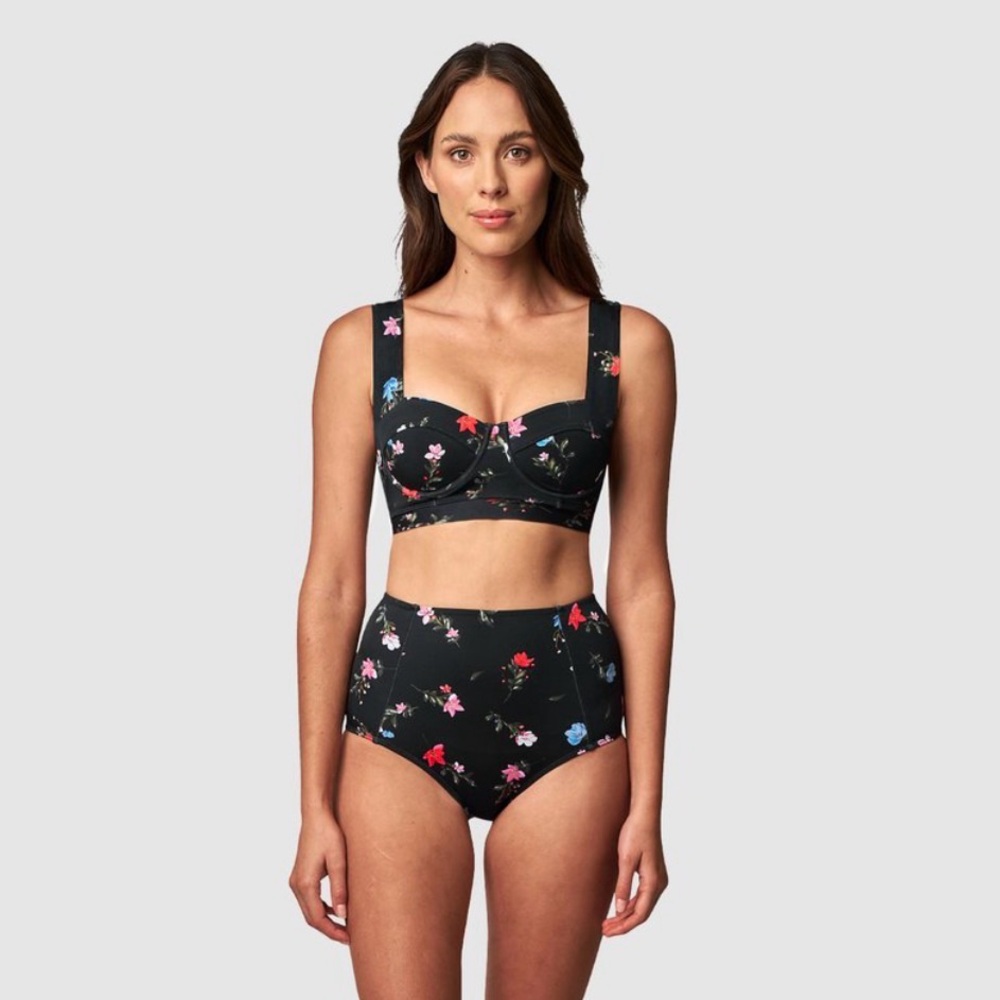 UNE PIECE
Original Bustier Balconette Bralette Bikini Top and Bottom 12